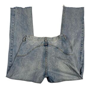 Brandy Melville John Galt Rare High Waist Straight Leg Jeans – Light‎ Wash